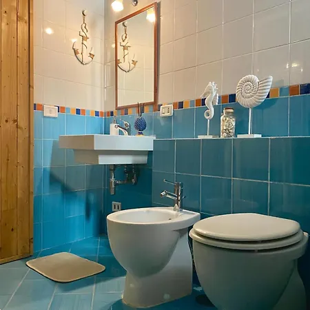 Realpartenope 284 Alojamento de Acomodação e Pequeno-almoço 4*