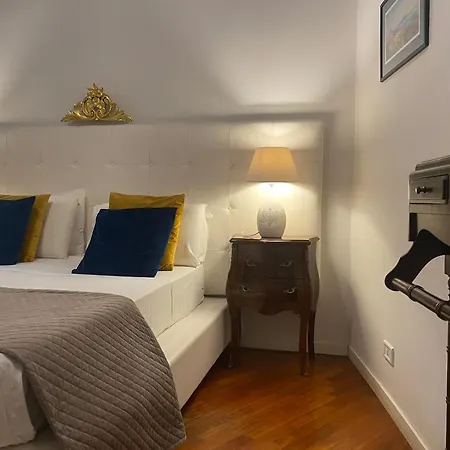 Realpartenope 284 4*