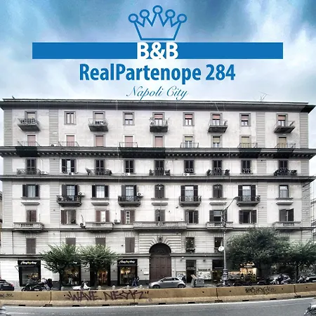 Realpartenope 284 Nocleg ze śniadaniem 4*